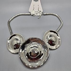 Fashion Jewelry Silver Hammered Disk Necklace & Earring Set